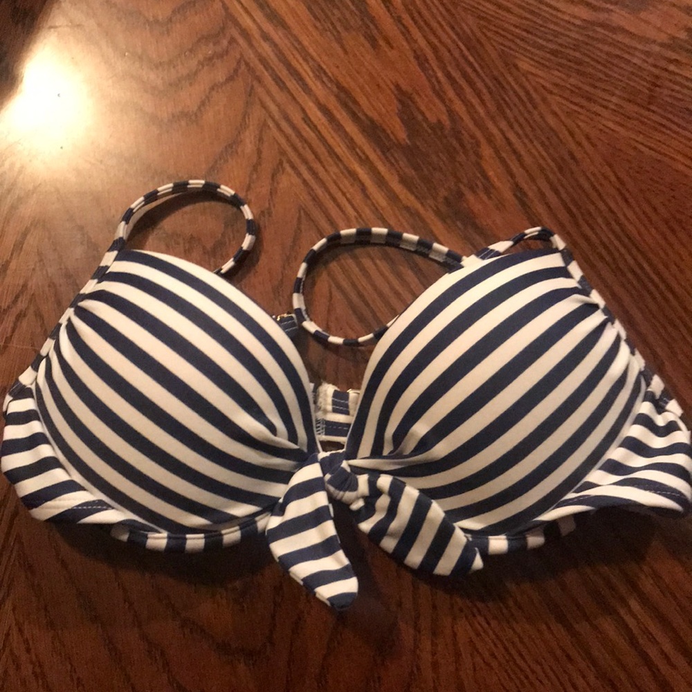 Bathing suit top